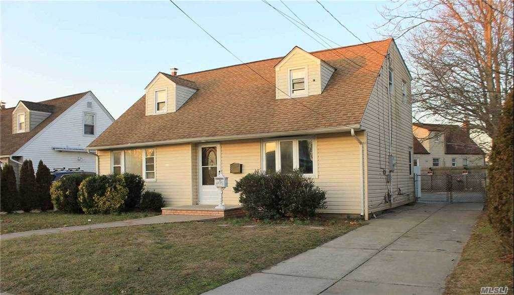 73 Berry Street - Photo 1