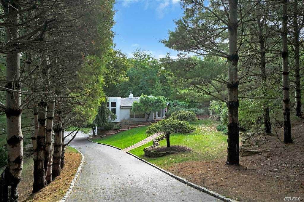 37 Roslyn Court - Photo 1