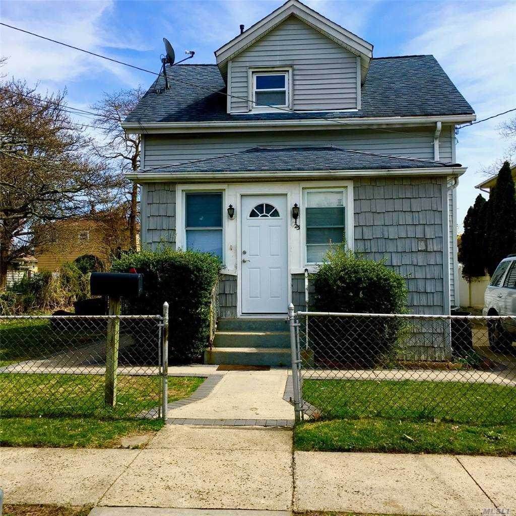 1023 Harding Street - Photo 1
