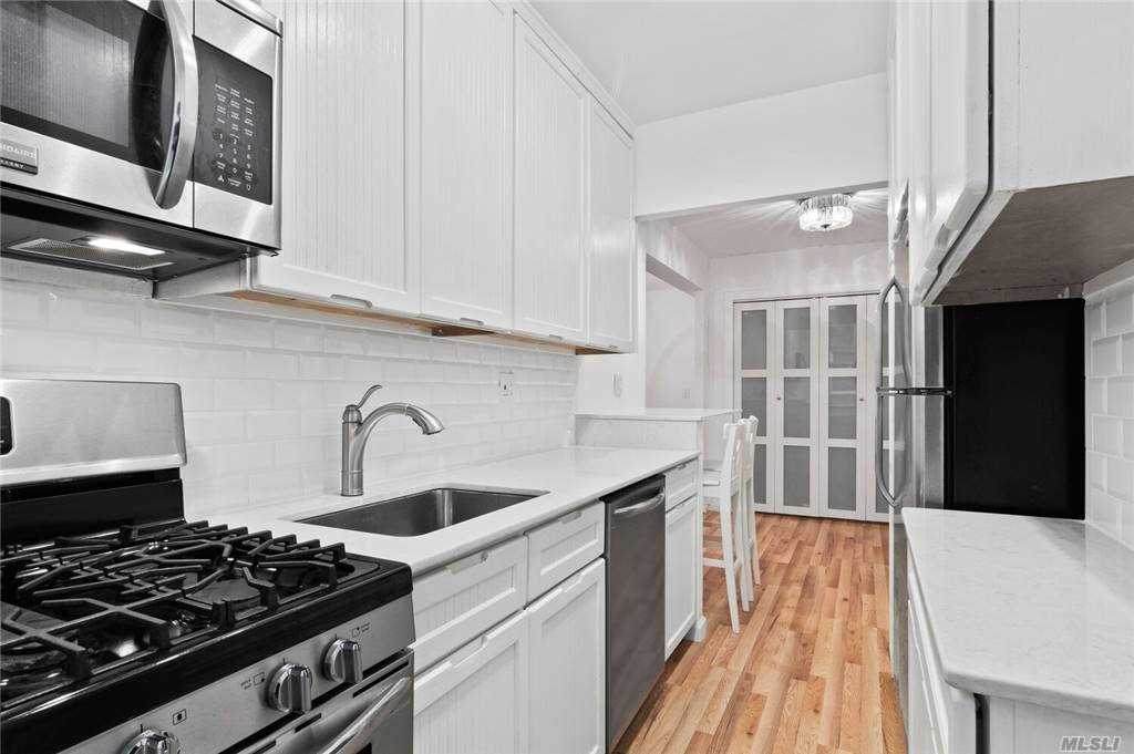 39-25 51st Street - Photo 1