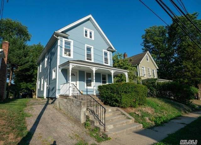 7 Carpenter Street - Photo 1