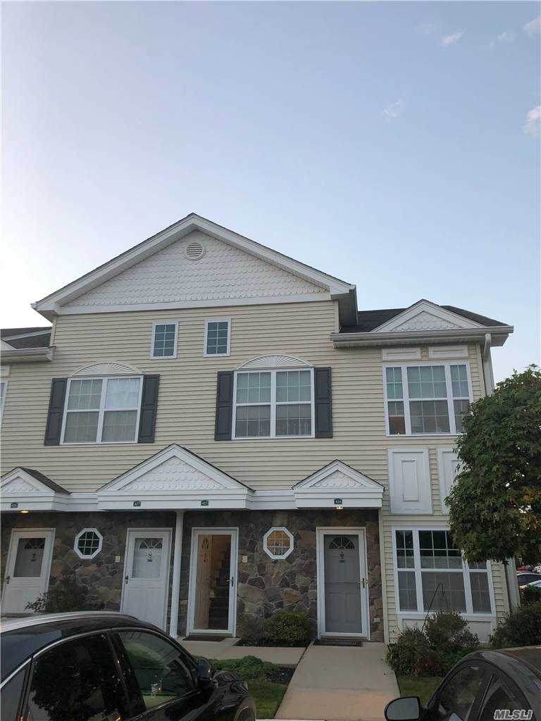 425 Autumn Drive - Photo 1