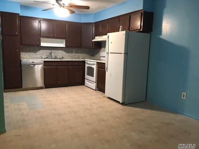 3116 Lawson Boulevard - Photo 1