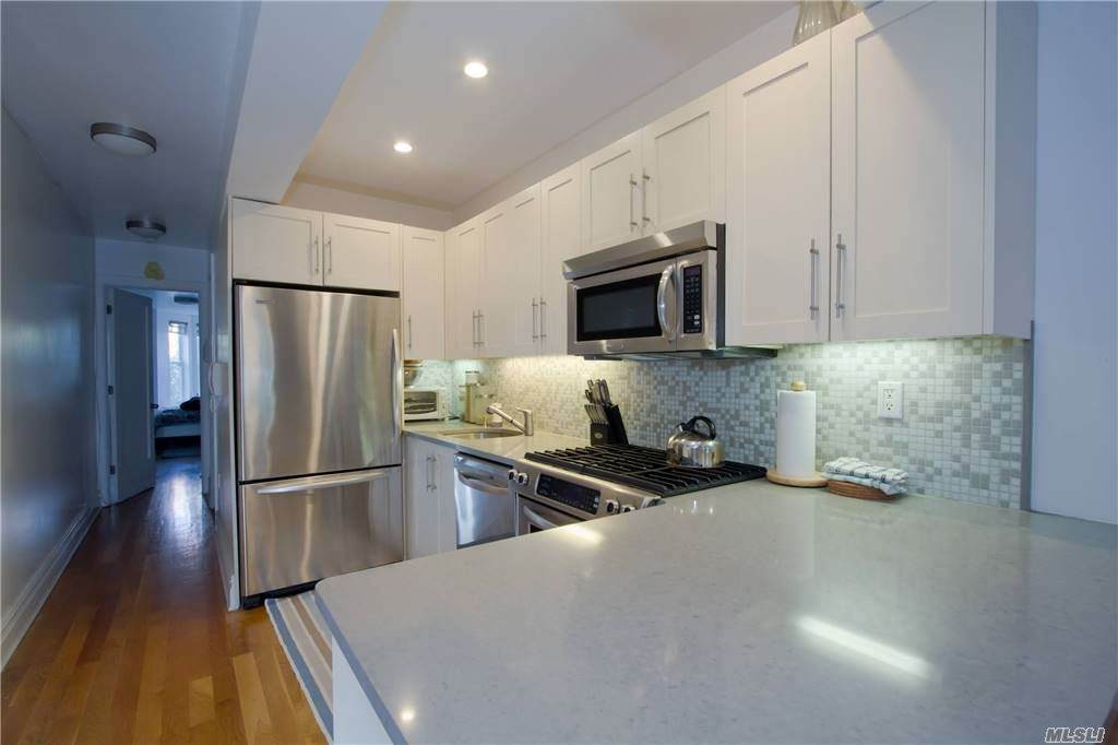 356 12 Street - Photo 1