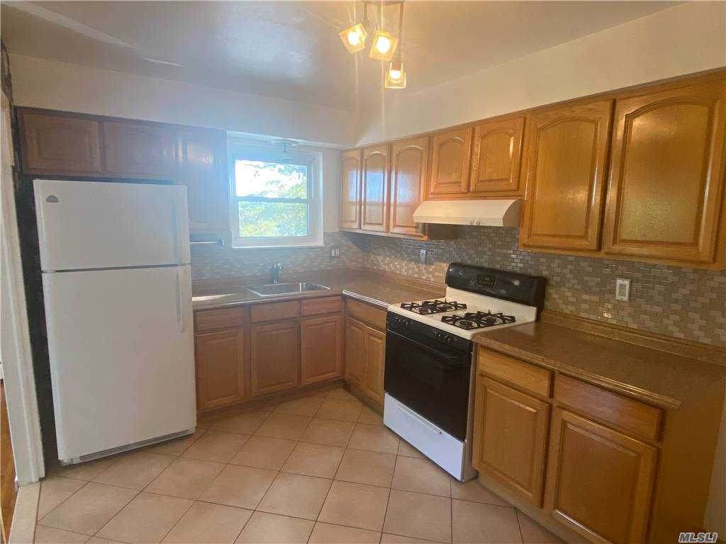 22-62 78 Street - Photo 1