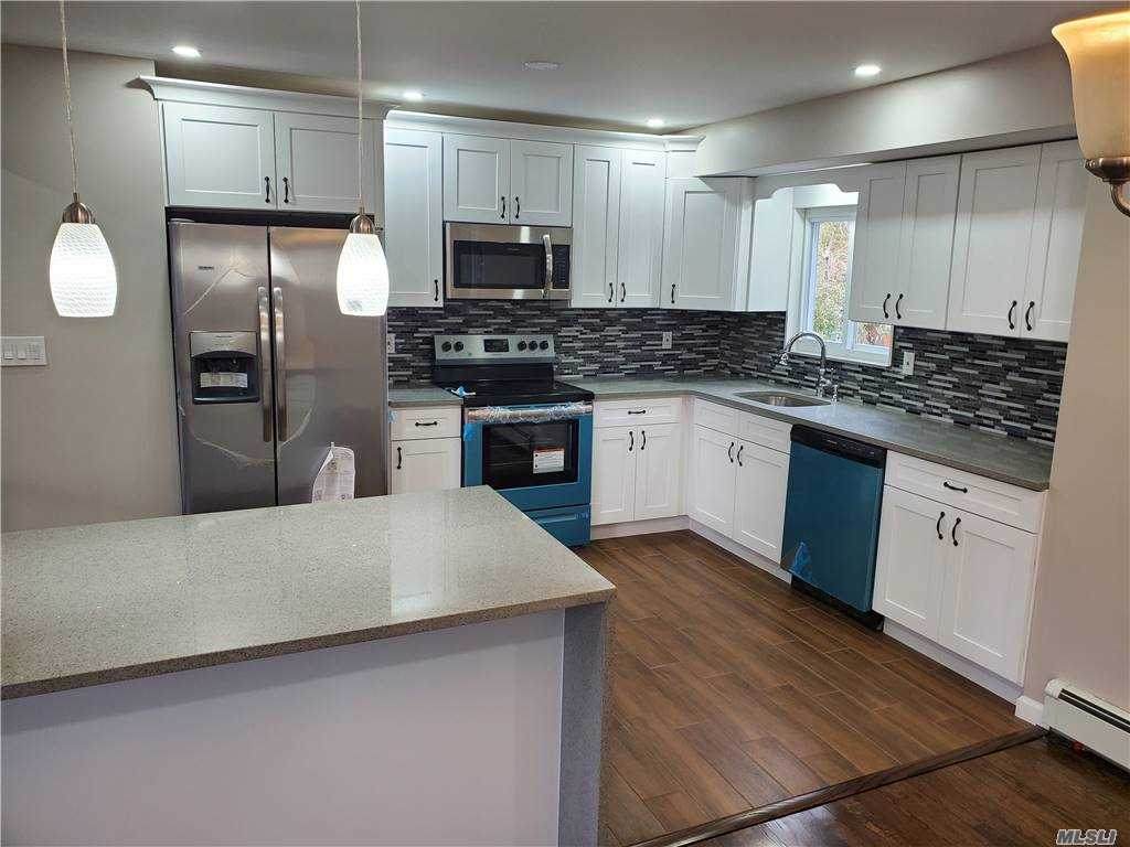 573 Spur Drive - Photo 1