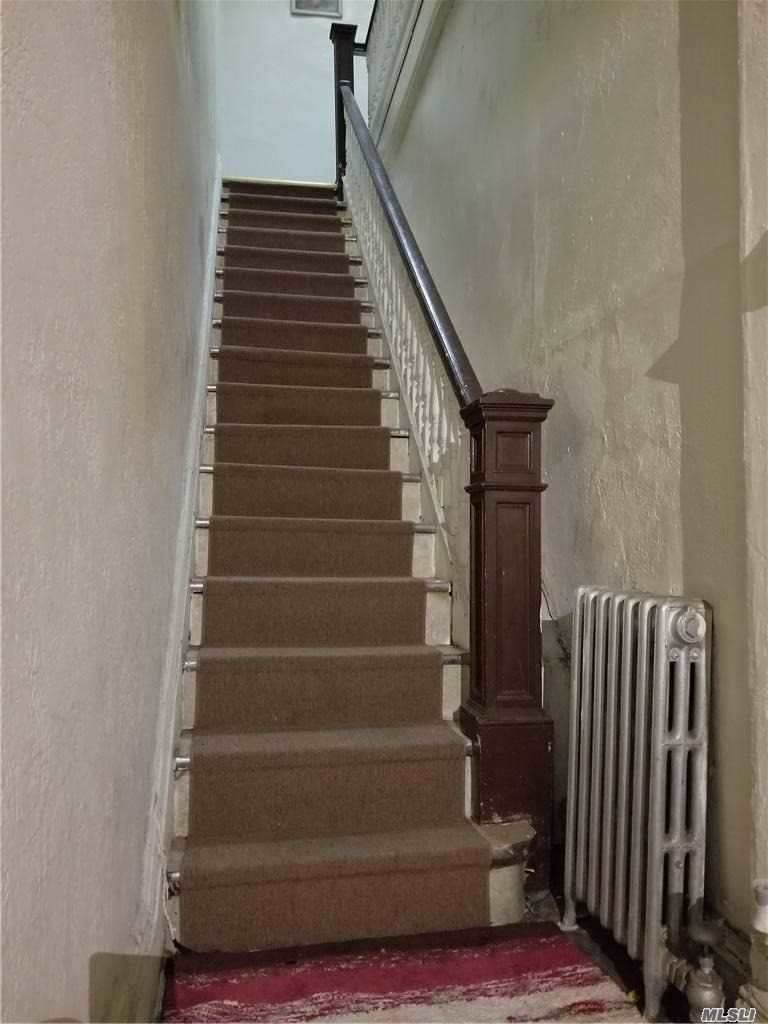 180 Jericho Turnpike - Photo 1