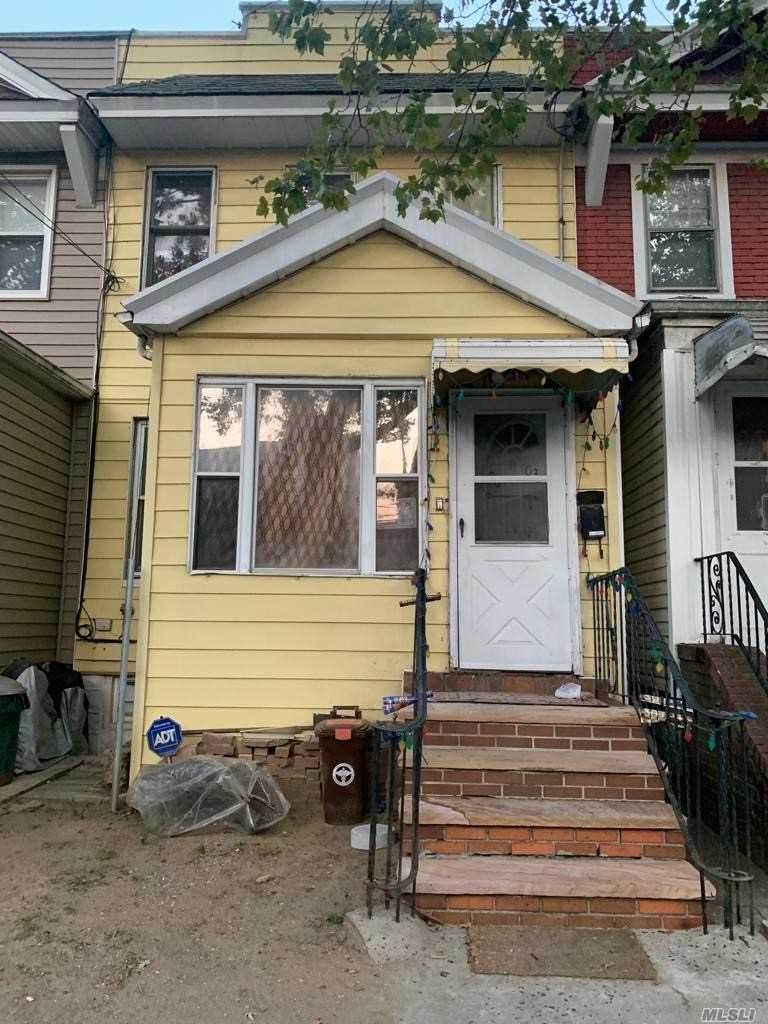 90-03 80th Street - Photo 1