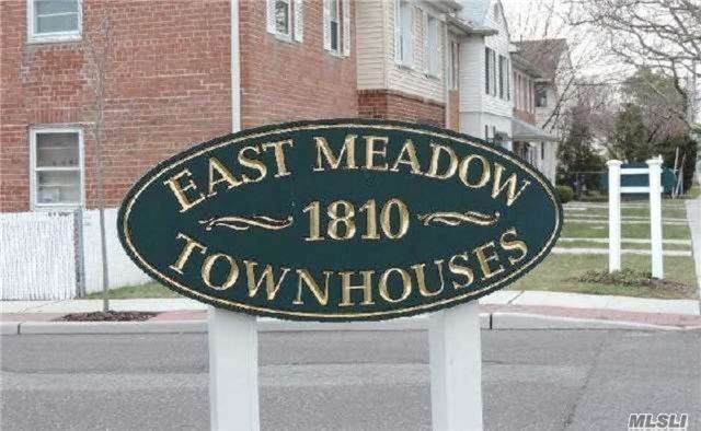 1810 Front Street - Photo 1