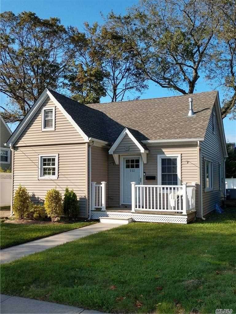 552 Bayview Avenue - Photo 1