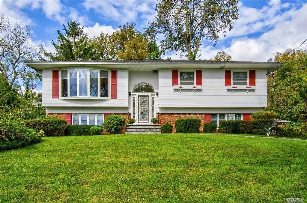 14 Tudor Drive - Photo 1