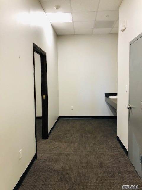 599 Main - Photo 1