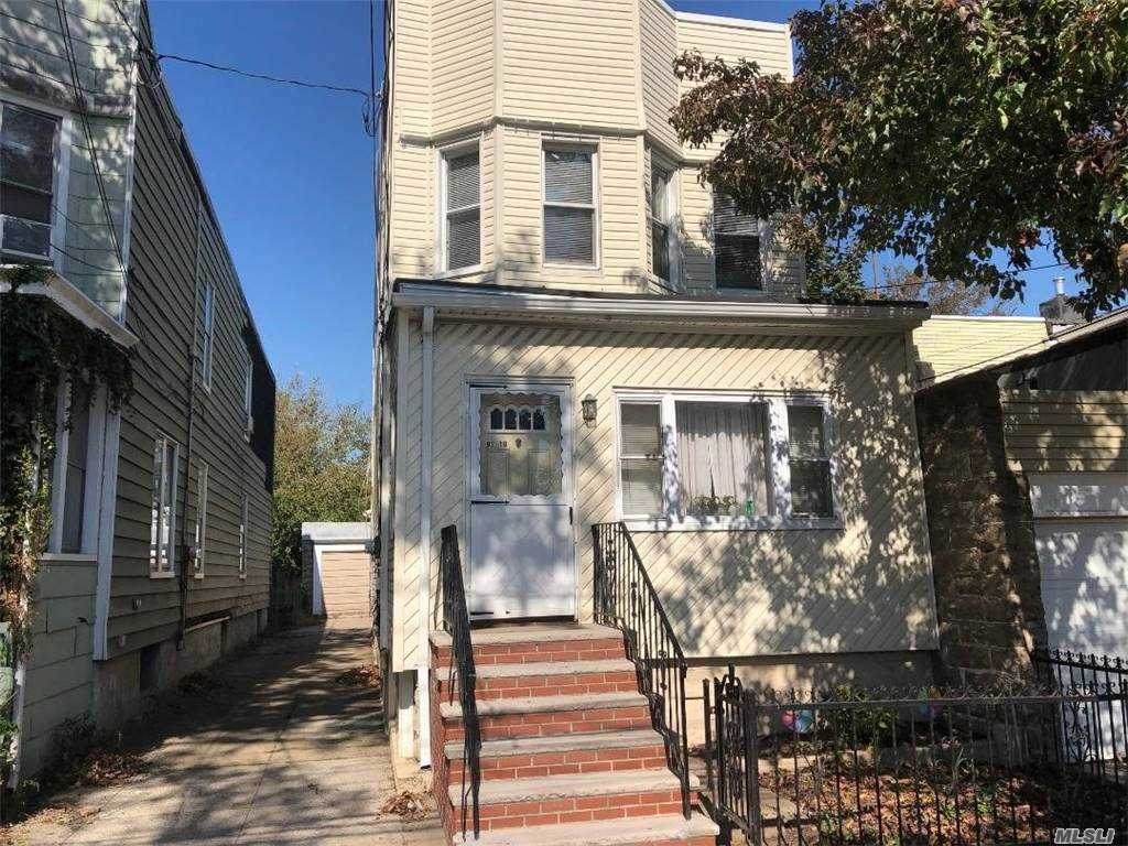 9219 91 Avenue - Photo 1