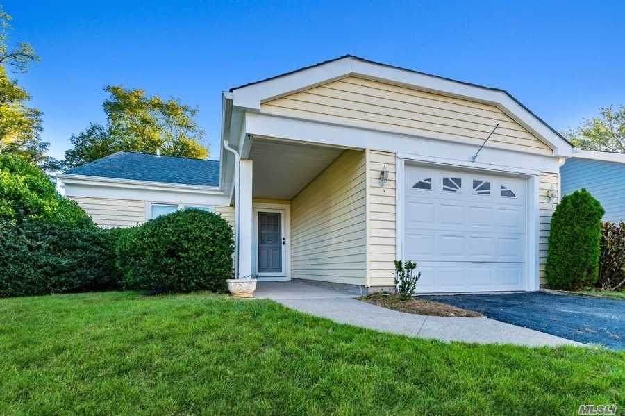 436 Kingston Drive - Photo 1