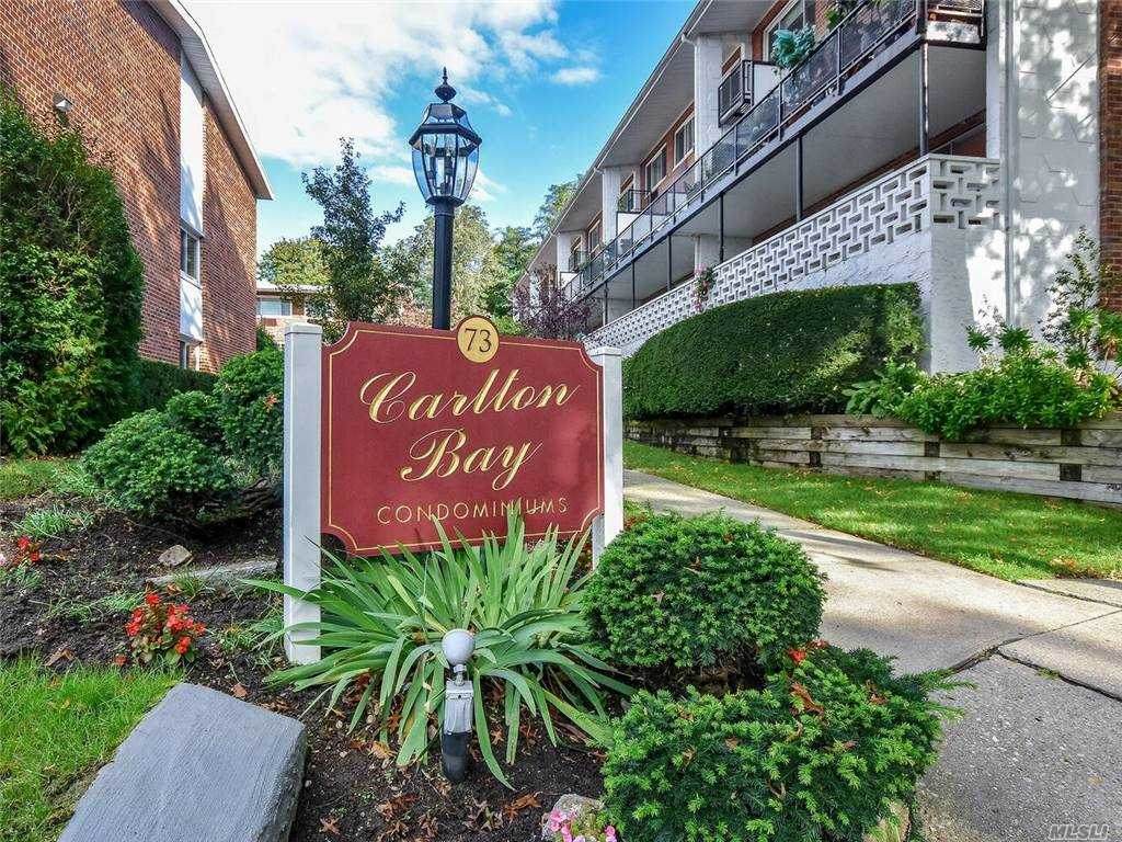 73 Carlton Avenue - Photo 1