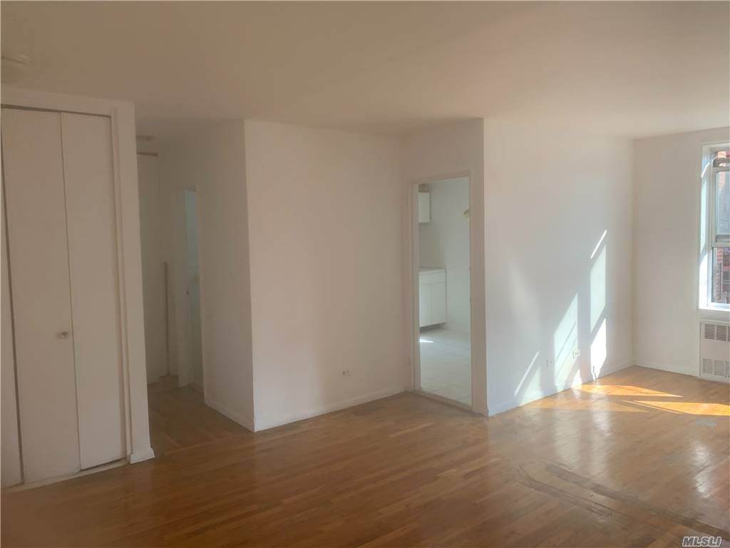 144-30 Roosevelt Ave - Photo 1