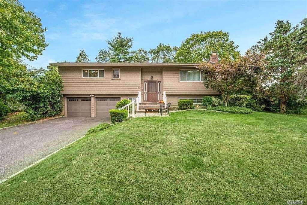 45 Lauren Avenue - Photo 1
