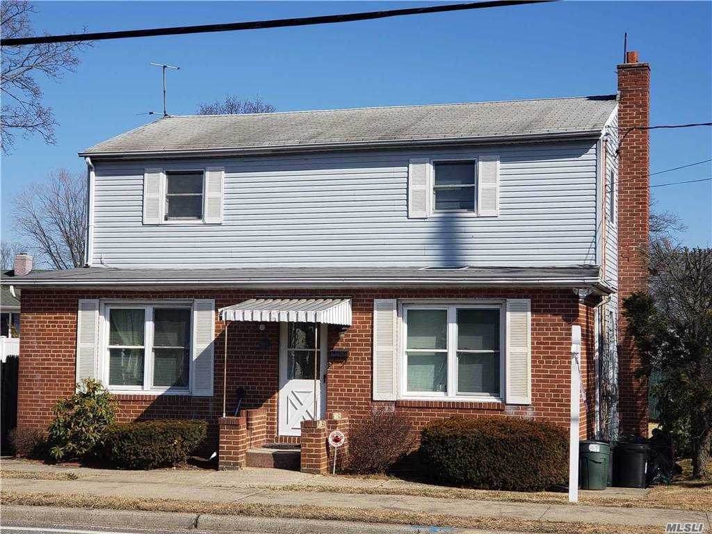 1105 Little East Neck Road - Photo 1