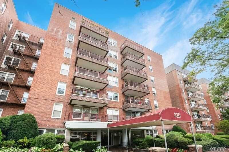 820 Ocean Parkway - Photo 1