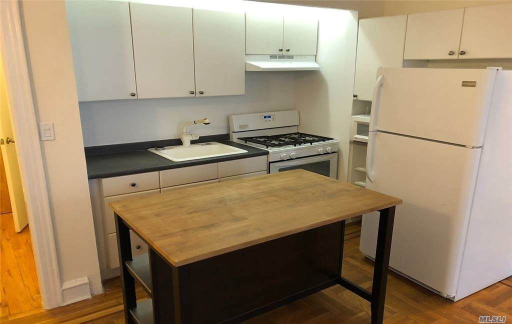 41-42 42nd Street - Photo 1