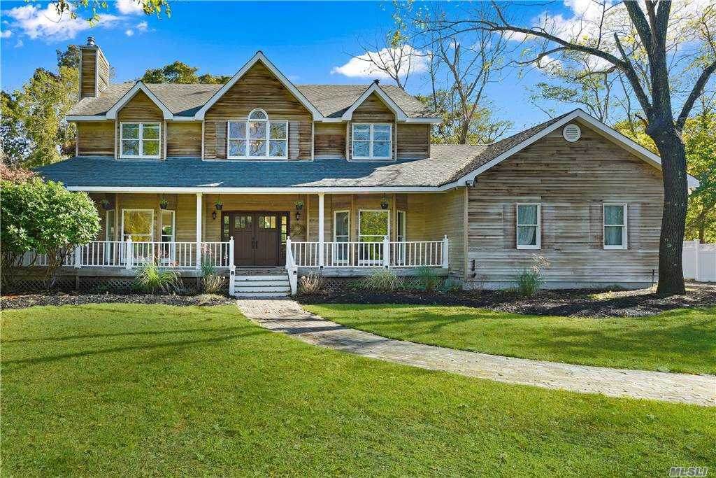 33 Evergreen Avenue - Photo 1