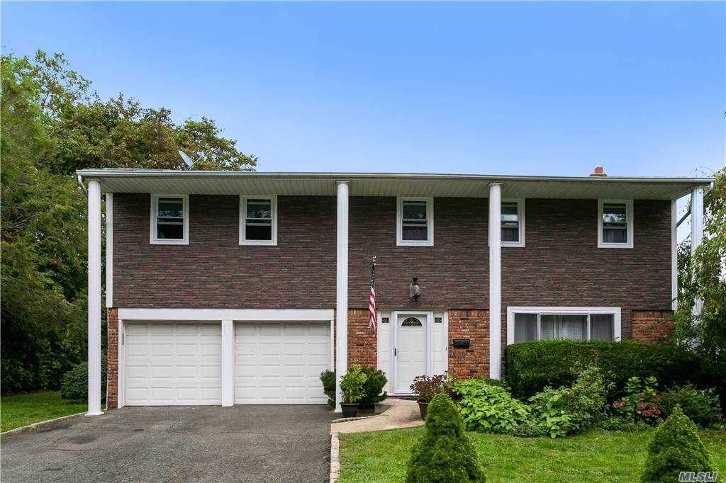 134 Hilton Avenue - Photo 1