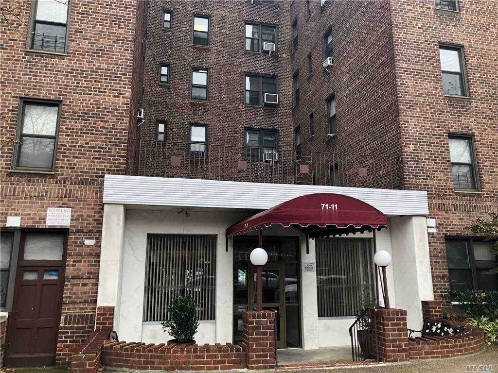 71-11 Yellowstone Blvd - Photo 1
