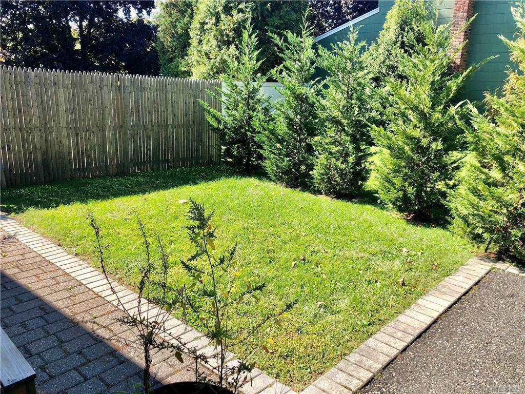 1424 Pulaski Road - Photo 1