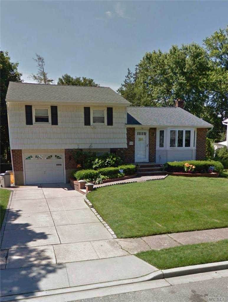 36 Pickwick Drive - Photo 1
