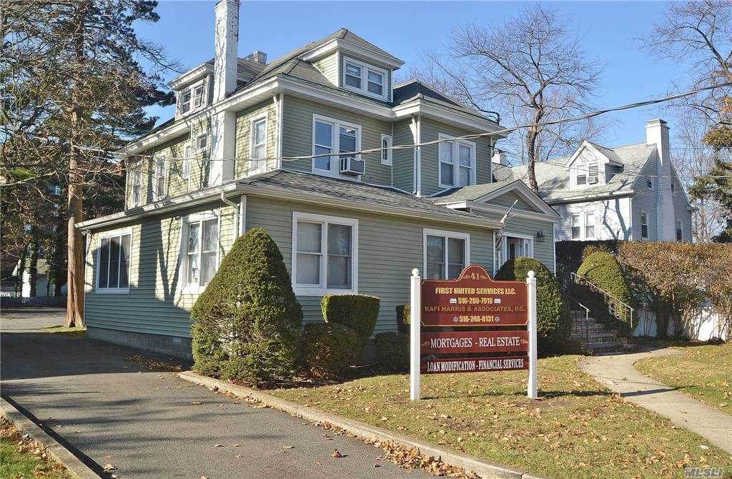 41 Hilton Ave - Photo 1