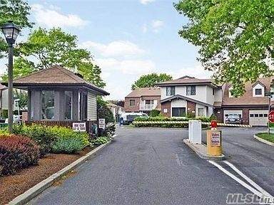 111 Clubhouse Drive - Photo 1