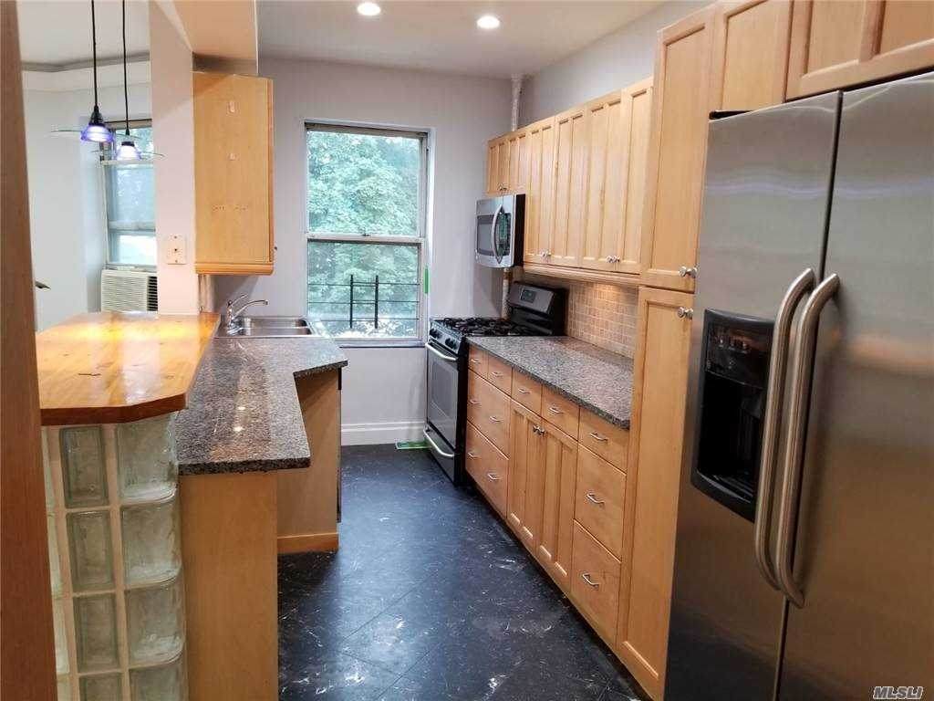 141-11 Union Turnpike - Photo 1