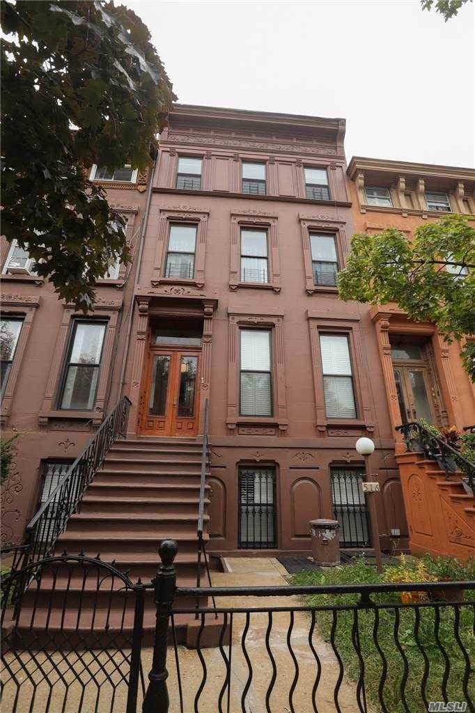 516 Monroe Street - Photo 1
