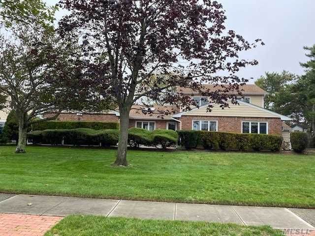 318 Lagoon Drive - Photo 1