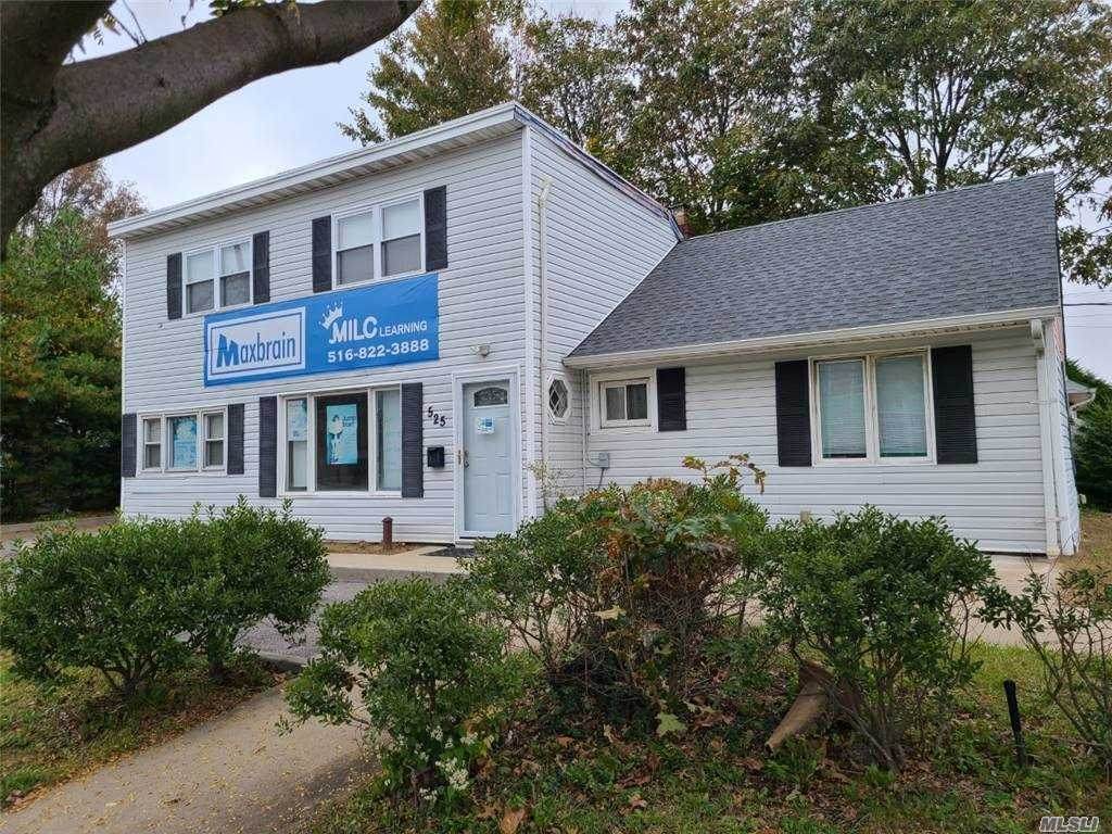 525 Oyster Bay Road - Photo 1