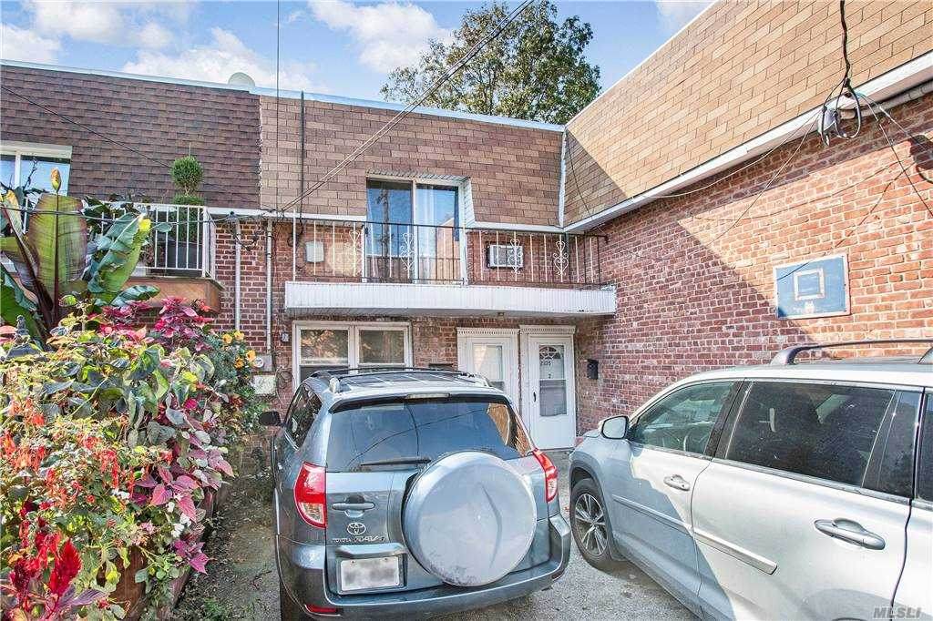 2335 Mott Avenue - Photo 1
