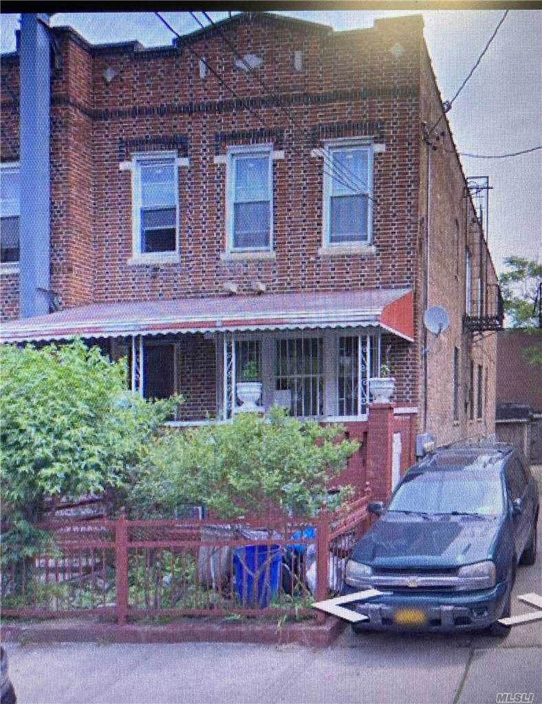 725 Wyona Street - Photo 1