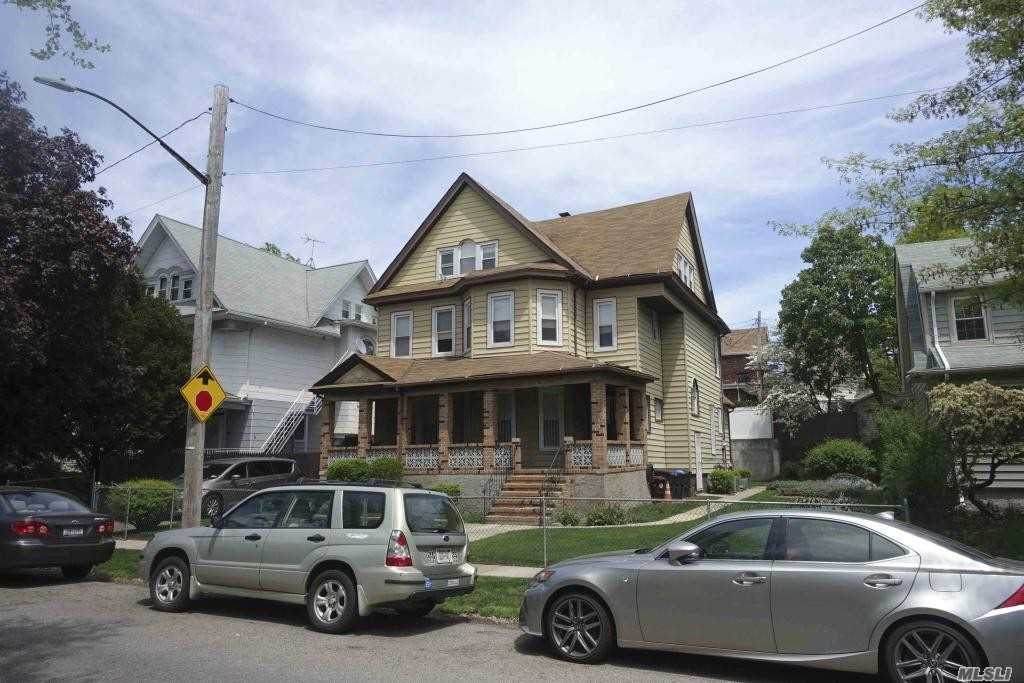 85-21 114th Street - Photo 1