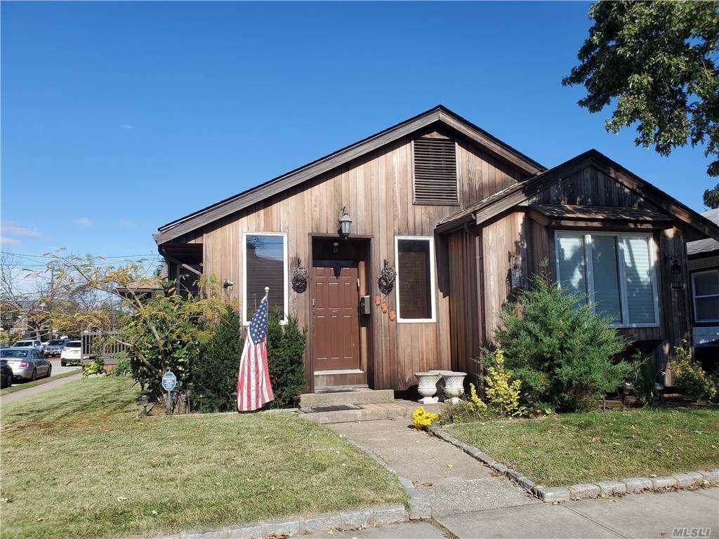 124 Davis Ave - Photo 1