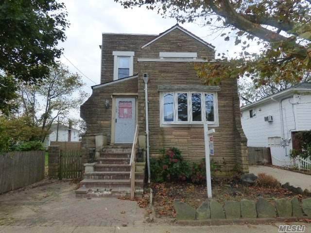136 Kingston Blvd - Photo 1