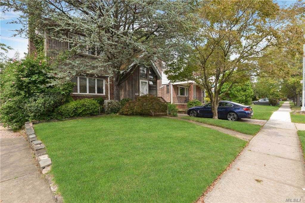 73-18 137th Street - Photo 1