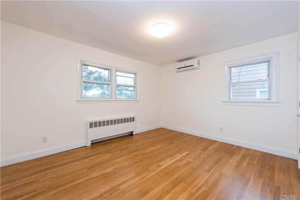 734 Oakfield Ave - Photo 1