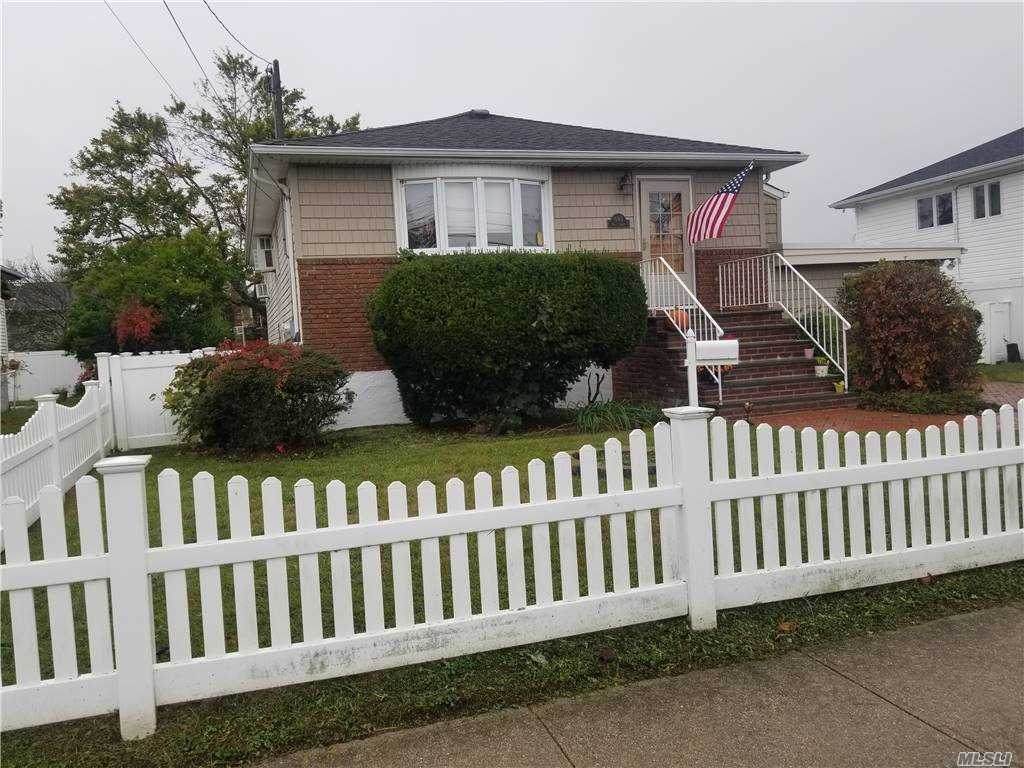 595 Yale Street - Photo 1