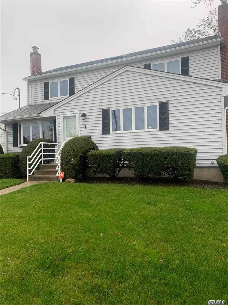 1 Earl Pl - Photo 1