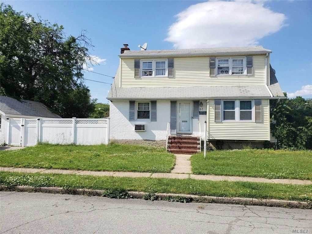 61 Elm Street - Photo 1