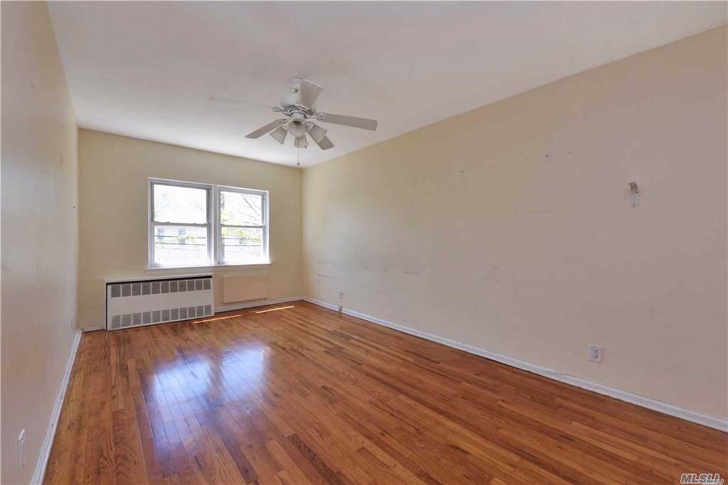 21-32 Clintonville Street - Photo 1