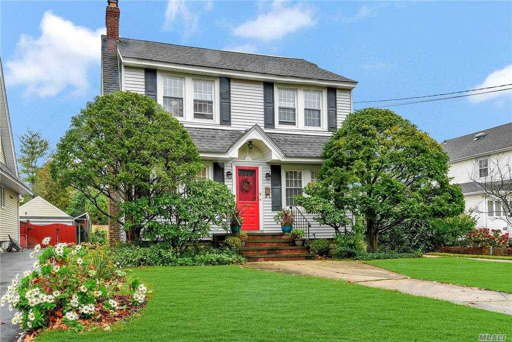 2 Highland Blvd - Photo 1