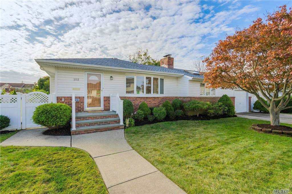 252 Atlanta Ave - Photo 1
