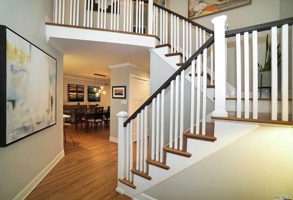 36 Carriage House Dr - Photo 1