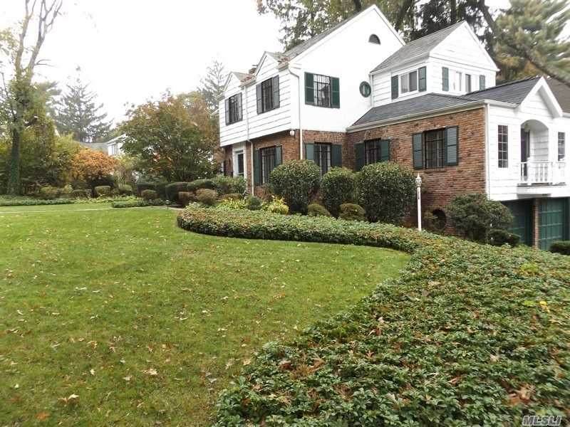 119 Knickerbocker Road - Photo 1